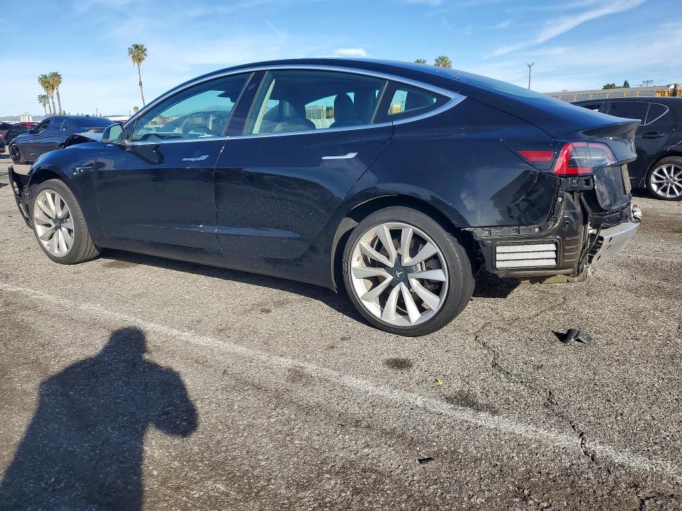 78518315 :رقم المزاد ، 5YJ3E1EA2LF645485 vin ، 2020 Tesla Model 3 مزاد بيع