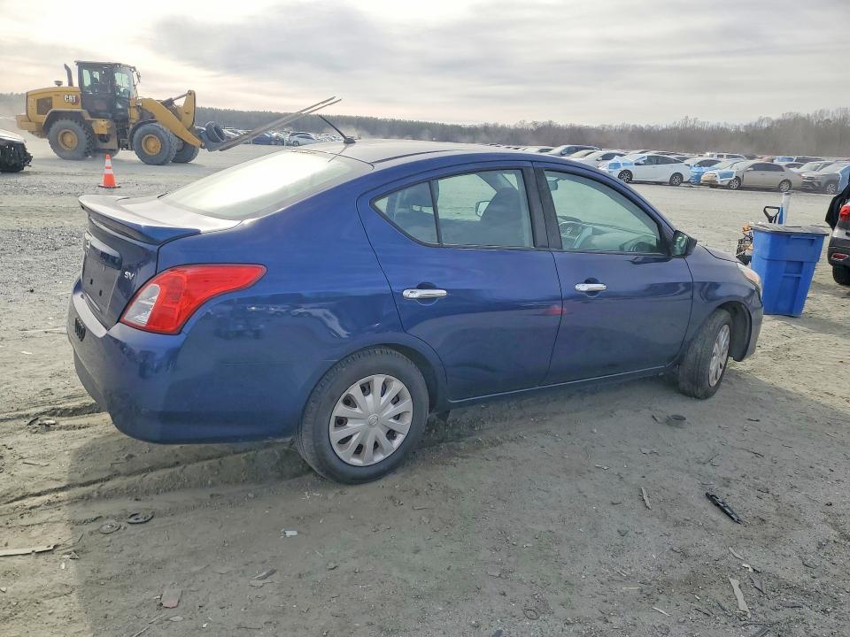78695305 :رقم المزاد ، 3N1CN7APXJL846310 vin ، 2018 Nissan Versa مزاد بيع