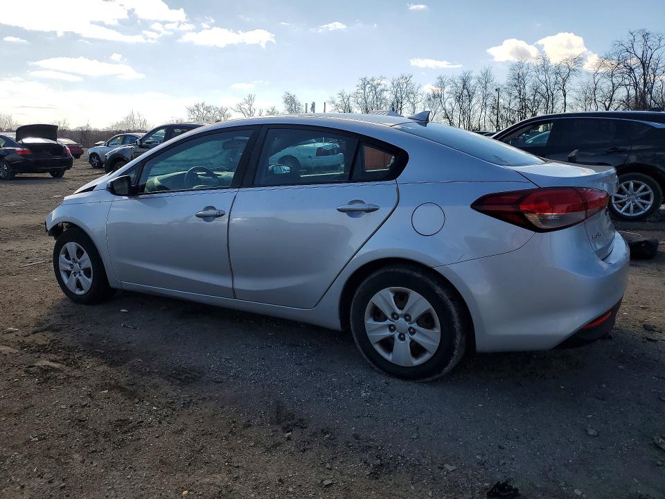 78657955 :رقم المزاد ، 3KPFL4A7XHE140662 vin ، 2017 Kia Forte مزاد بيع