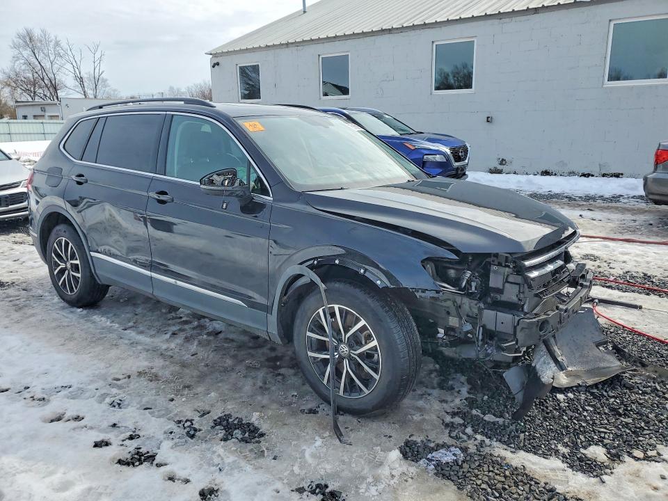 2021 Volkswagen Tiguan მანქანა იყიდება აუქციონზე, vin: 3VV2B7AX7MM132975, აუქციონის ნომერი: 78162095