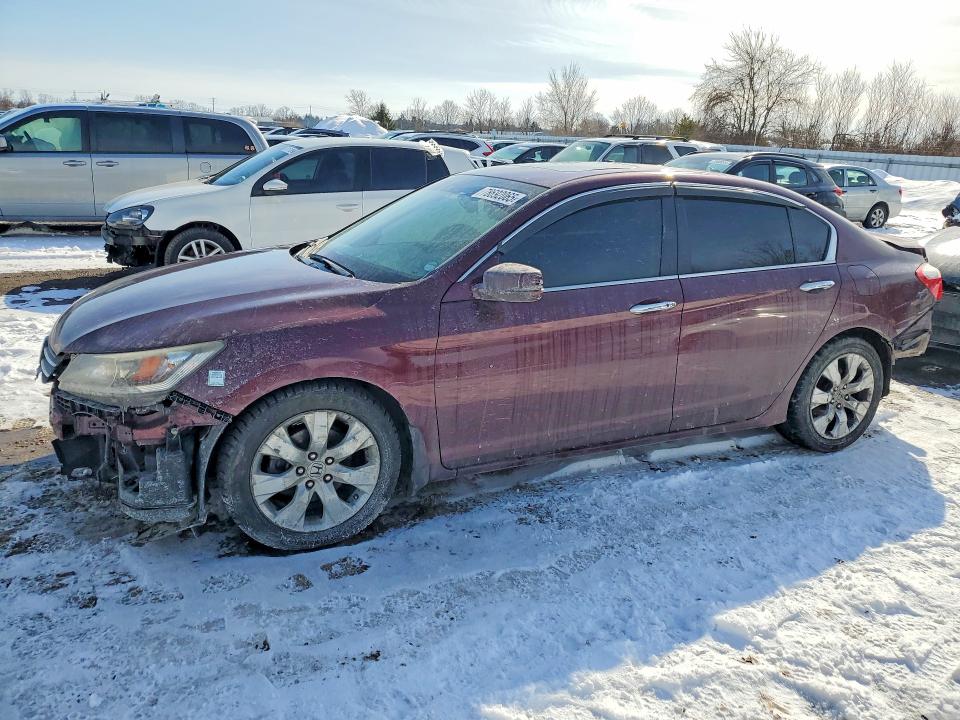 78692065 :رقم المزاد ، 1HGCR2F97FA810525 vin ، 2015 Honda Accord مزاد بيع