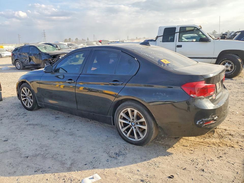 Auction sale of the 2017 Bmw 320 I, vin: WBA8E1G58HNU13050, lot number: 77352815