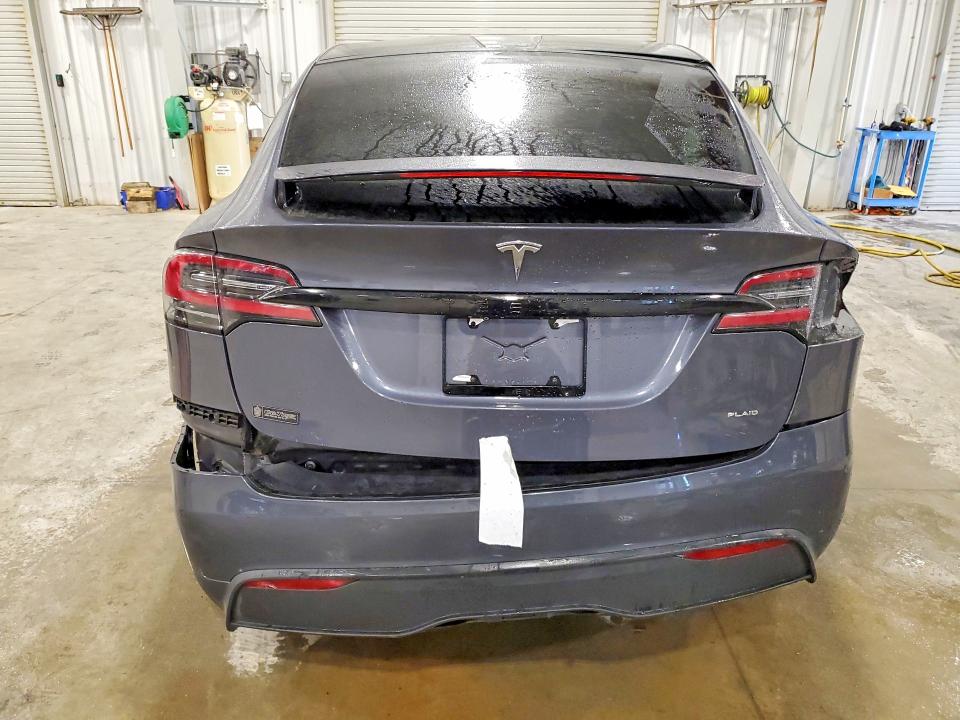 Продажа на аукционе авто 2022 Tesla Model X, vin: 7SAXCBE63NF332377, номер лота: 75734975