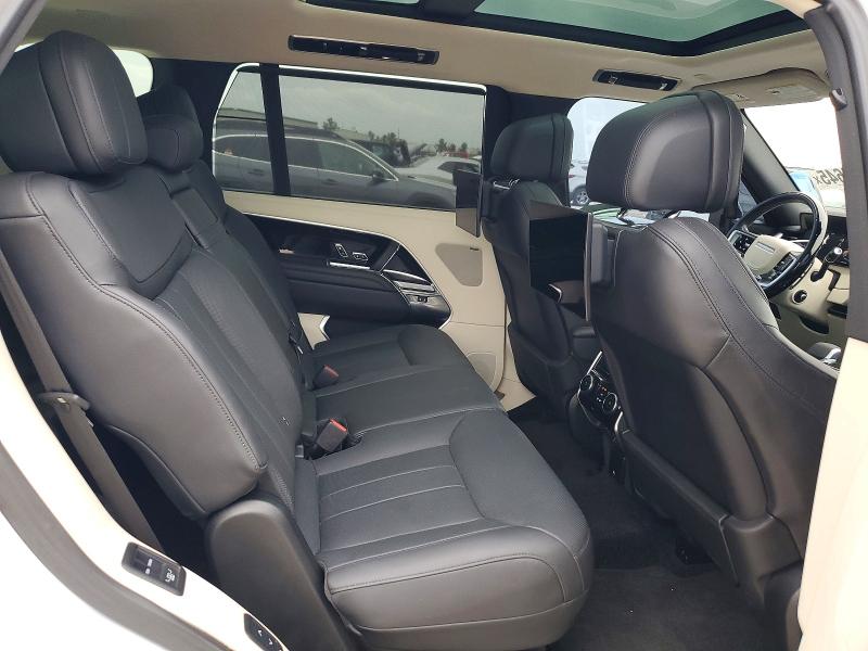 77135645 :رقم المزاد ، SALKPBE7XPA025006 vin ، 2023 Land Rover Range Rove مزاد بيع