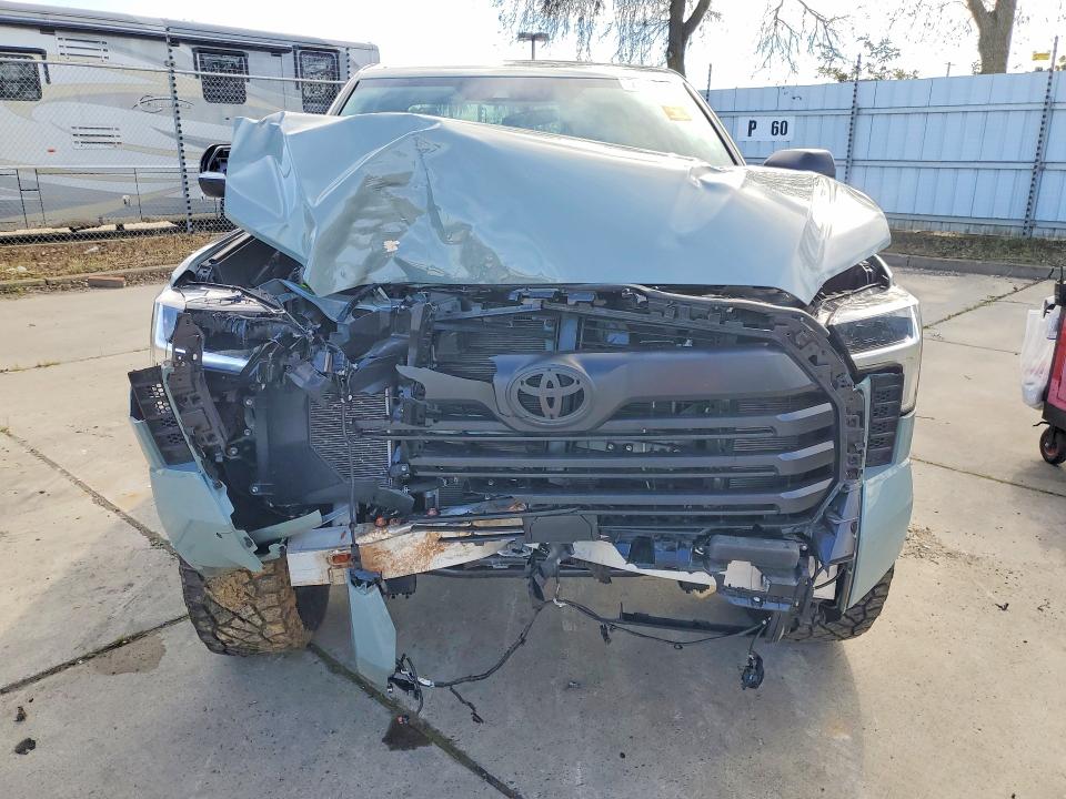 2024 Toyota Tundra მანქანა იყიდება აუქციონზე, vin: 5TFLA5DB2RX204712, აუქციონის ნომერი: 78369635