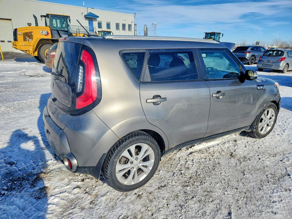 77545925 :رقم المزاد ، KNDJP3A56F7144485 vin ، 2015 Kia Soul مزاد بيع