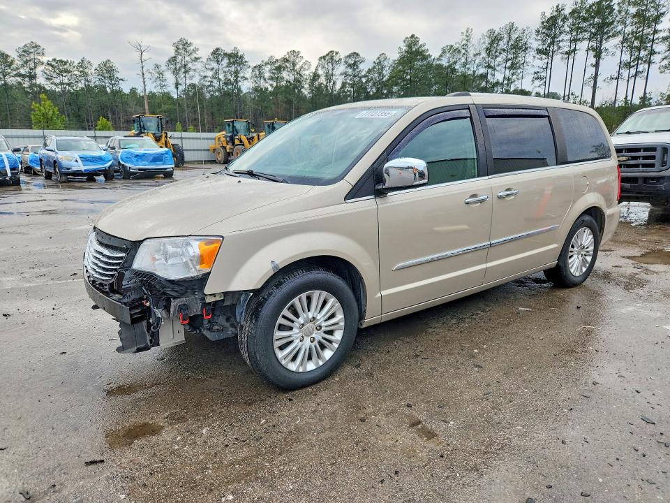 77727355 :رقم المزاد ، 2C4RC1GGXER277145 vin ، 2014 Chrysler Town & Country مزاد بيع