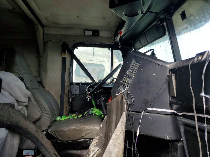 77214455 :رقم المزاد ، 1FUPDXYB0SP857407 vin ، 1995 Freightliner Conventional مزاد بيع