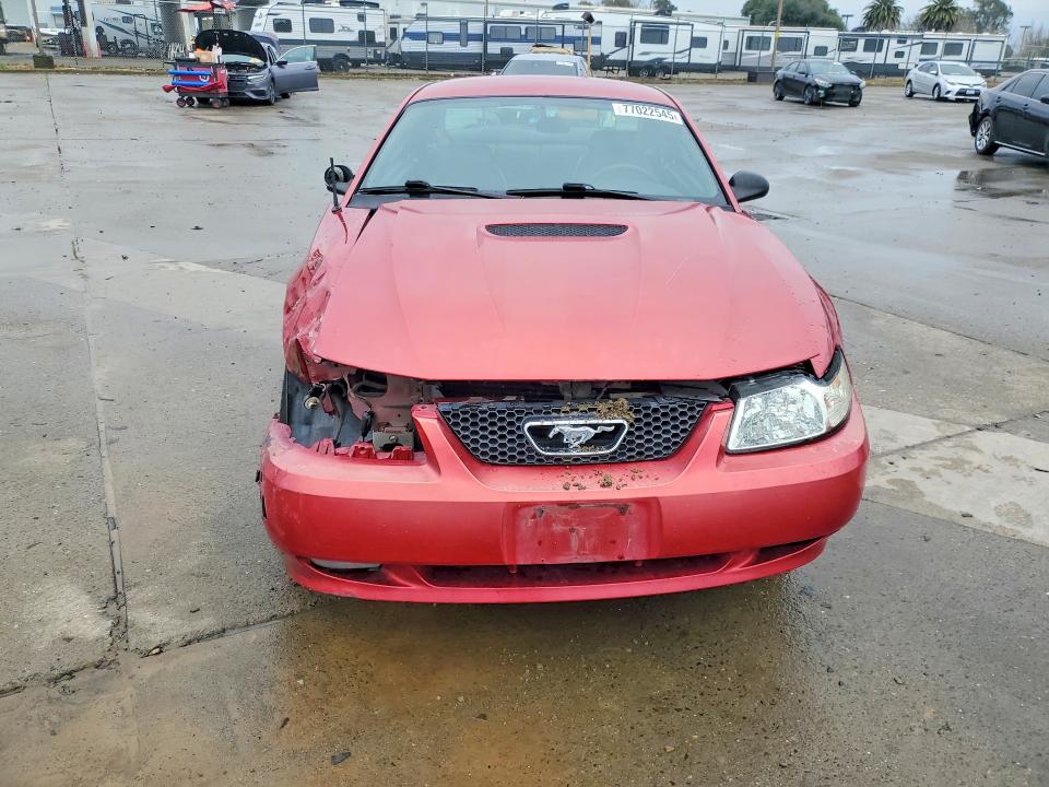 77022545 :رقم المزاد ، 1FAFP42X1YF274040 vin ، 2000 Ford Mustang مزاد بيع