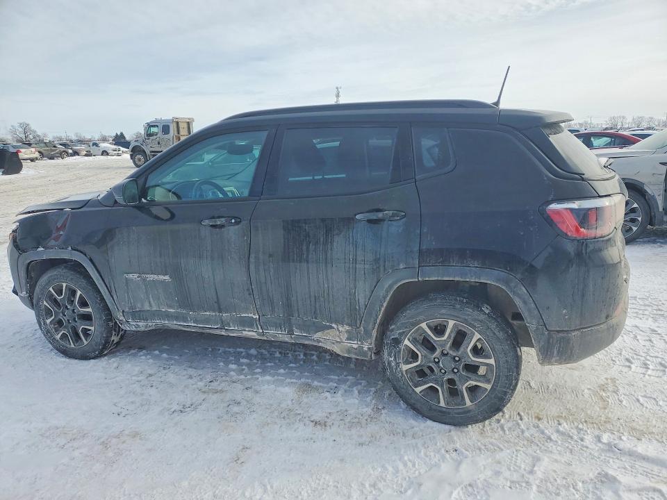 Auction sale of the 2019 Jeep Compass, vin: 3C4NJDAB7KT811682, lot number: 76138175