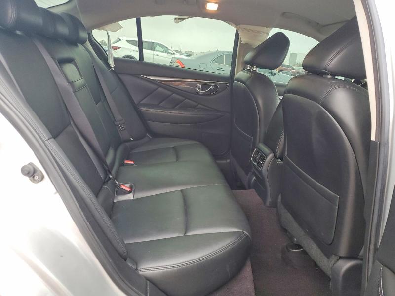 76393935 :رقم المزاد ، JN1CV7AP6JM240198 vin ، 2018 Infiniti Q50 مزاد بيع
