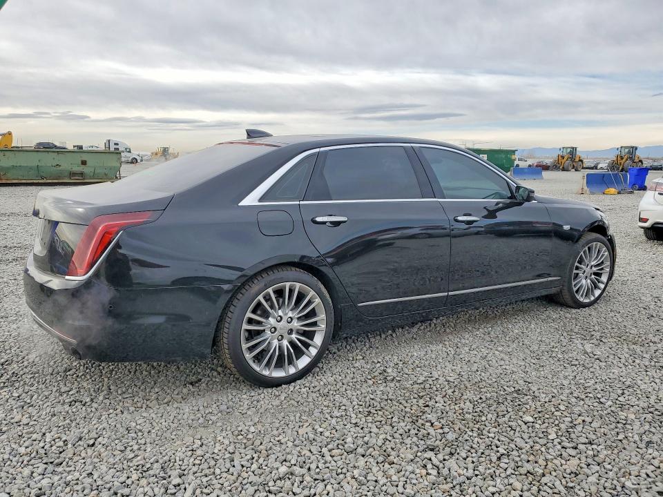 75671915 :رقم المزاد ، 1G6KG5RS1JU128198 vin ، 2018 Cadillac Ct6 مزاد بيع
