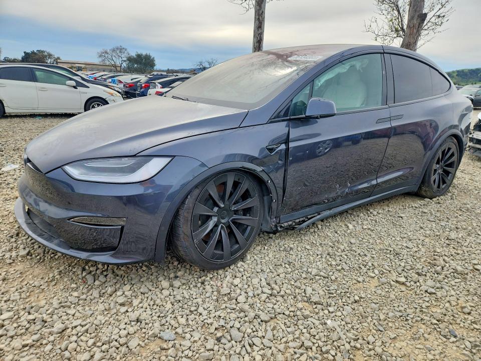 2022 Tesla Model X მანქანა იყიდება აუქციონზე, vin: 7SAXCBE60NF362243, აუქციონის ნომერი: 76134365