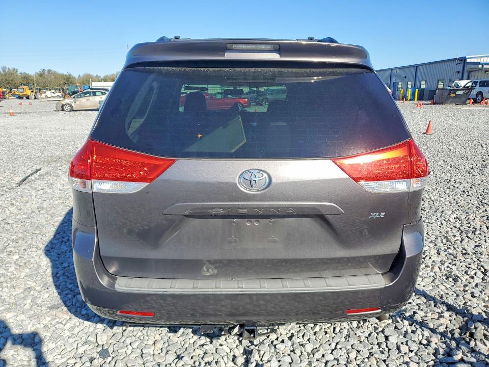 Aukcja sprzedaży 2011 Toyota Sienna, vin: 5TDYK3DC4BS079112, numer aukcji: 78855925