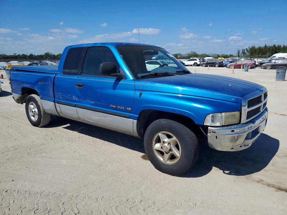 77607655 :رقم المزاد ، 1B7HC13Z0XJ546456 vin ، 1999 Dodge Ram 1500 مزاد بيع