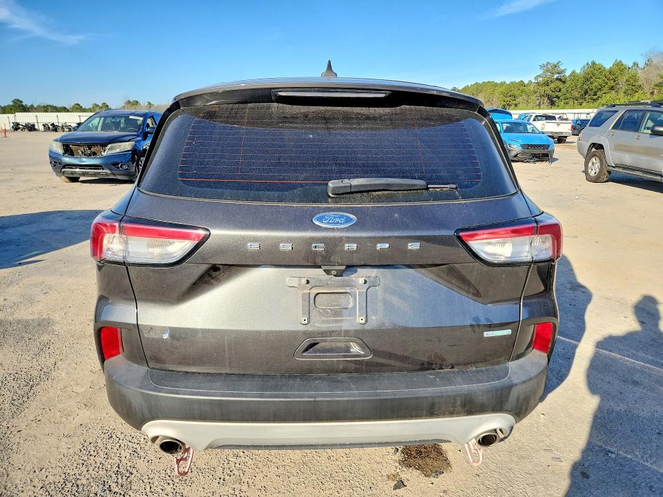 Продажа на аукционе авто 2020 Ford Escape, vin: 1FMCU0F63LUB59049, номер лота: 76411455