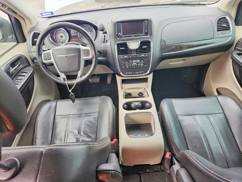 77703295 :رقم المزاد ، 2C4RC1CG2DR722482 vin ، 2013 Chrysler Town & Country مزاد بيع