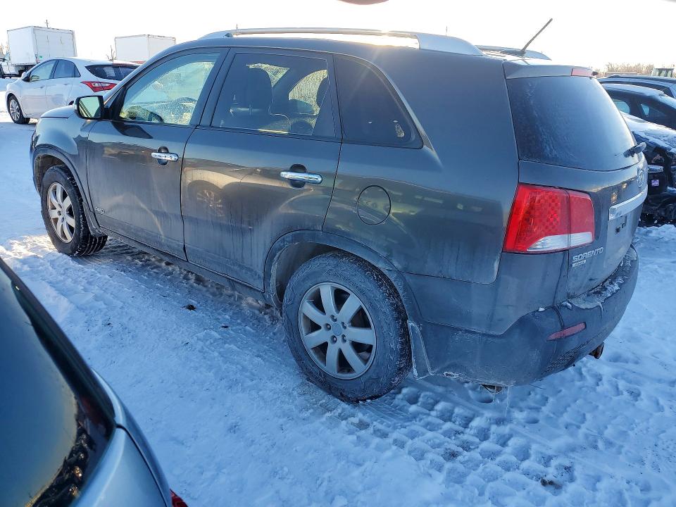 Продажа на аукционе авто 2013 Kia Sorento Lx, vin: 5XYKTDA28DG353030, номер лота: 75290355
