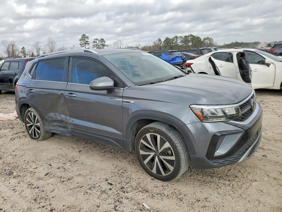 78494135 :رقم المزاد ، 3VVTX7B25NM071359 vin ، 2022 Volkswagen Taos مزاد بيع