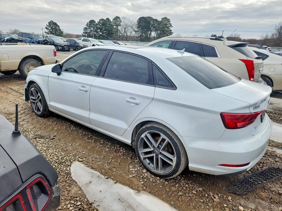 Aukcja sprzedaży 2018 Audi A3, vin: WAUAUGFF1J1033840, numer aukcji: 74552805