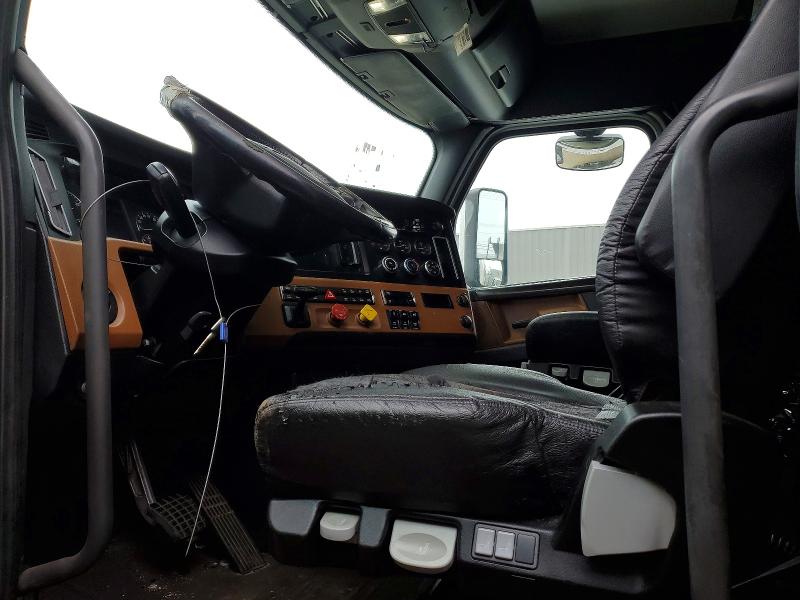 2019 Freigliner Cascadia 126 მანქანა იყიდება აუქციონზე, vin: 3AKJHHDR6KSKF5928, აუქციონის ნომერი: 78905495