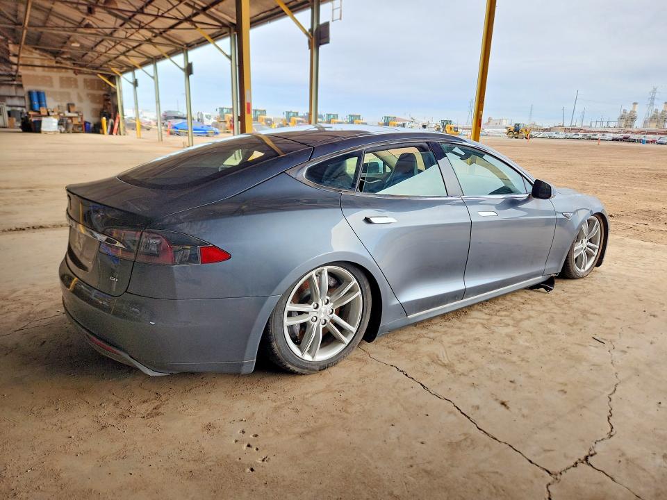 Продаж на аукціоні авто 2013 Tesla Model S, vin: 5YJSA1AG7DFP13525, номер лоту: 76663055