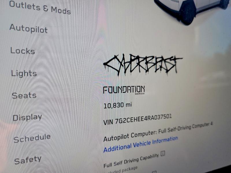Продажа на аукционе авто 2024 Tesla Cybertruck, vin: 7G2CEHEE4RA037501, номер лота: 73093015