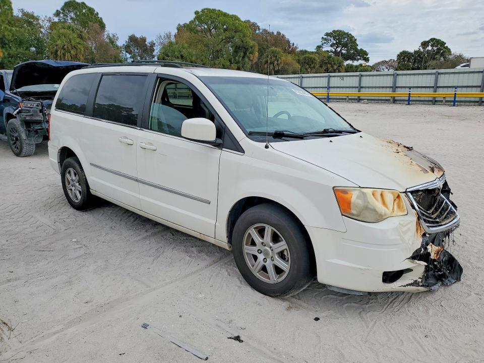 Aukcja sprzedaży 2010 Chrysler Town & Country, vin: 2A4RR5D10AR306985, numer aukcji: 77072455