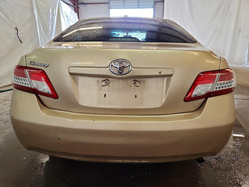 77390765 :رقم المزاد ، 4T1BF3EKXBU150370 vin ، 2011 Toyota Camry مزاد بيع