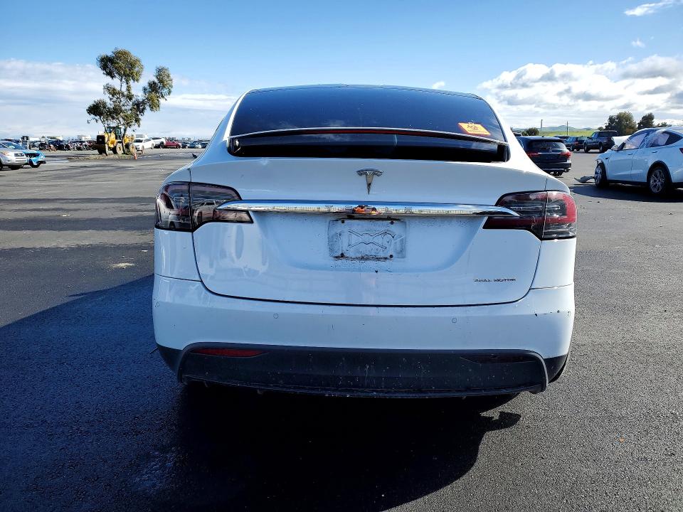 Продаж на аукціоні авто 2019 Tesla Model X, vin: 5YJXCAE29KF189886, номер лоту: 78176095