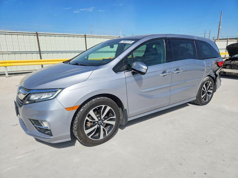 79522415 :رقم المزاد ، 5FNRL6H99JB015717 vin ، 2018 Honda Odyssey مزاد بيع