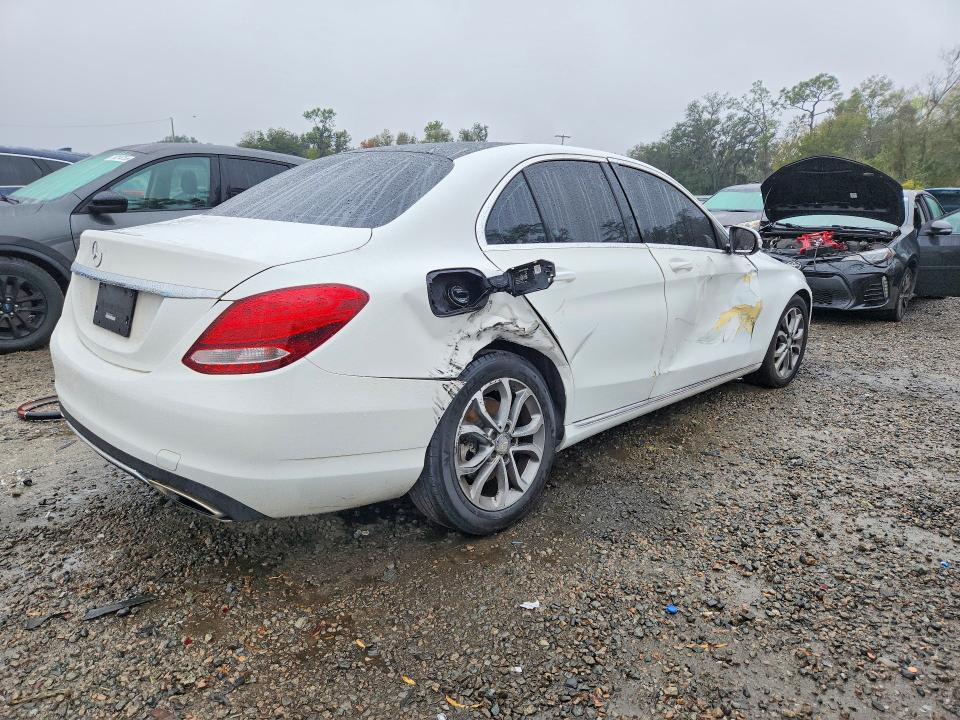 76061605 :رقم المزاد ، 55SWF4JB4GU098489 vin ، 2016 Mercedes-benz C مزاد بيع