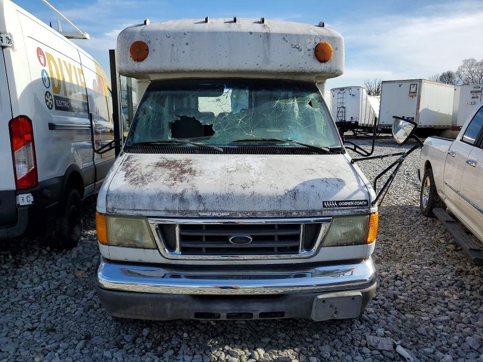 77770635 :رقم المزاد ، 1FDWE35L85HA30464 vin ، 2005 Ford E350 مزاد بيع
