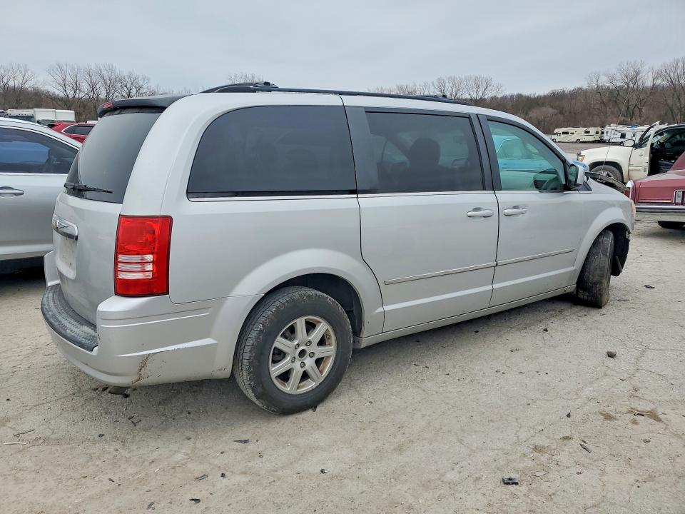 2010 Chrysler Town & Country მანქანა იყიდება აუქციონზე, vin: 2A4RR5D16AR289156, აუქციონის ნომერი: 77989815
