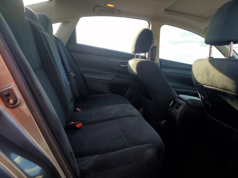 2015 Nissan Altima მანქანა იყიდება აუქციონზე, vin: 1N4AL3AP5FC440916, აუქციონის ნომერი: 77530645