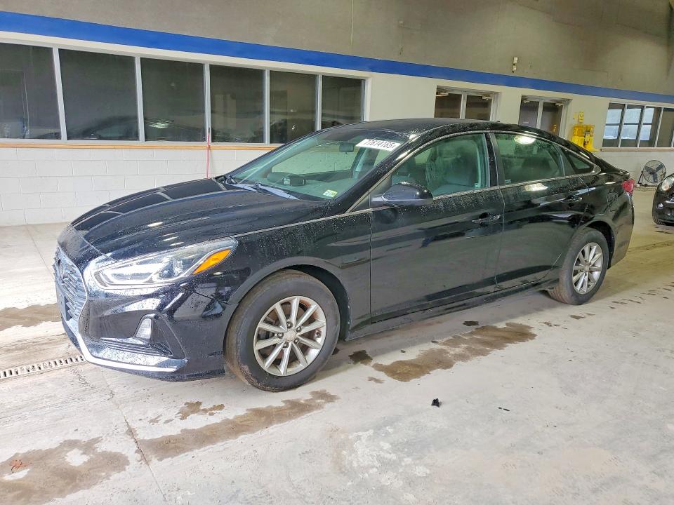 77614165 :رقم المزاد ، 5NPE24AF1JH726576 vin ، 2018 Hyundai Sonata Se مزاد بيع