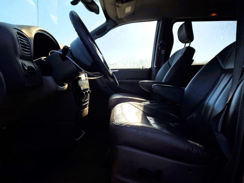 Продажа на аукционе авто 2003 Chrysler Town & Country, vin: 2C8GP54L93R234013, номер лота: 76327885