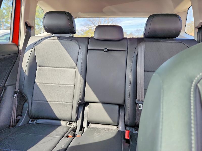 Продажа на аукционе авто 2018 Volkswagen Tiguan, vin: 3VV2B7AX1JM133826, номер лота: 79097445