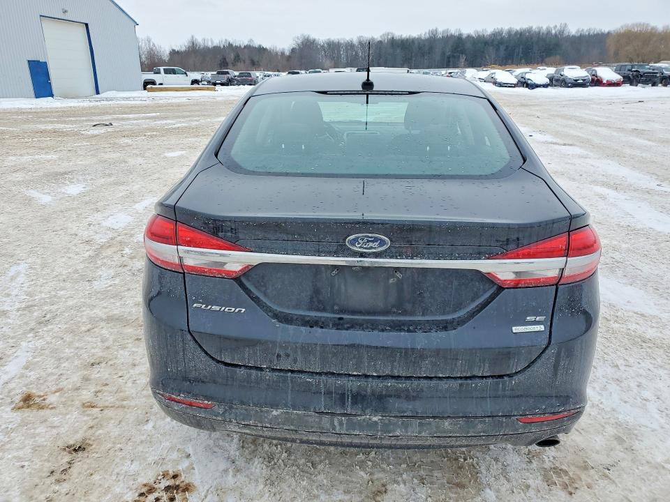 75851255 :رقم المزاد ، 3FA6P0HD1HR117195 vin ، 2017 Ford Fusion مزاد بيع