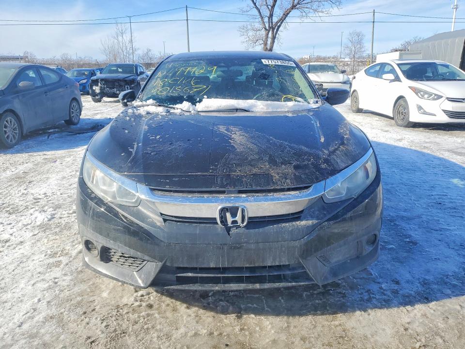 77573855 :رقم المزاد ، 2HGFC2F60JH015671 vin ، 2018 Honda Civic مزاد بيع