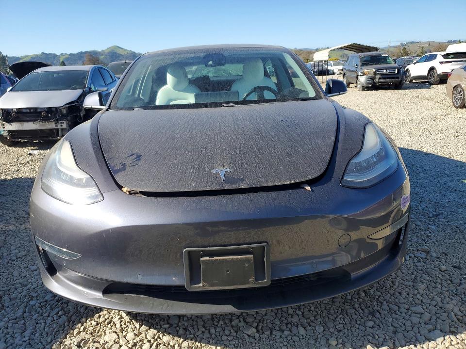 2018 Tesla Model 3 მანქანა იყიდება აუქციონზე, vin: 5YJ3E1EA1JF178069, აუქციონის ნომერი: 76113505
