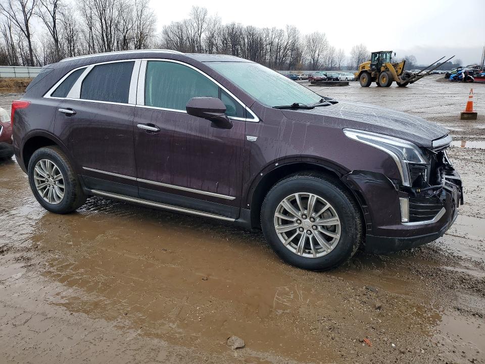 78052015 :رقم المزاد ، 1GYKNDRS0HZ318840 vin ، 2017 Cadillac Xt5 مزاد بيع
