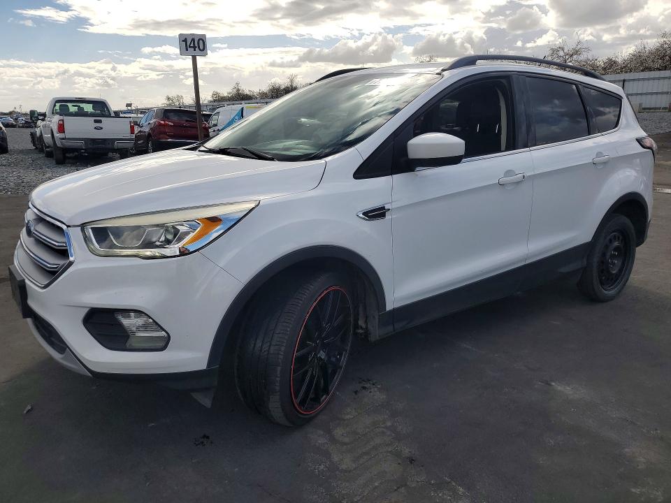 Aukcja sprzedaży 2018 Ford Escape, vin: 1FMCU0HD9JUA72166, numer aukcji: 77183905