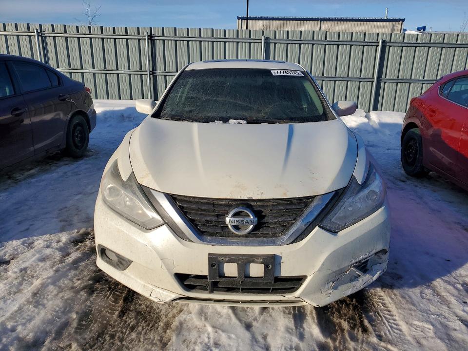 Продаж на аукціоні авто 2017 Nissan Altima, vin: 1N4AL3AP9HC284219, номер лоту: 77743145