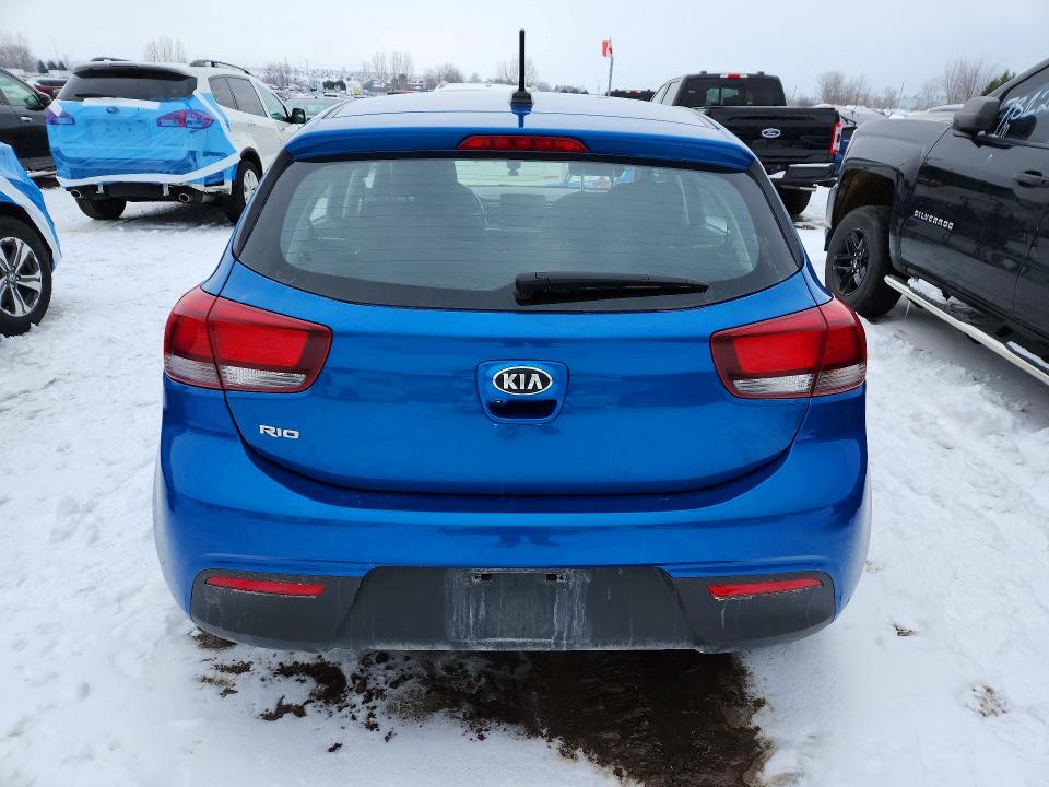 2021 Kia Rio მანქანა იყიდება აუქციონზე, vin: 3KPA25ADXME395248, აუქციონის ნომერი: 78309865