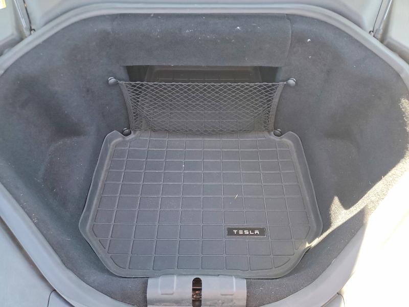 2014 Tesla Model S მანქანა იყიდება აუქციონზე, vin: 5YJSA1H11EFP45275, აუქციონის ნომერი: 78377385