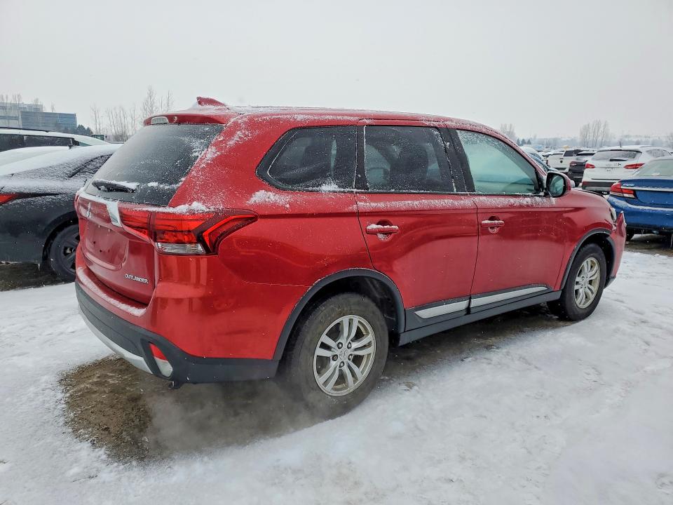 75266545 :رقم المزاد ، JA4AZ2A36JZ603041 vin ، 2018 Mitsubishi Outlander مزاد بيع