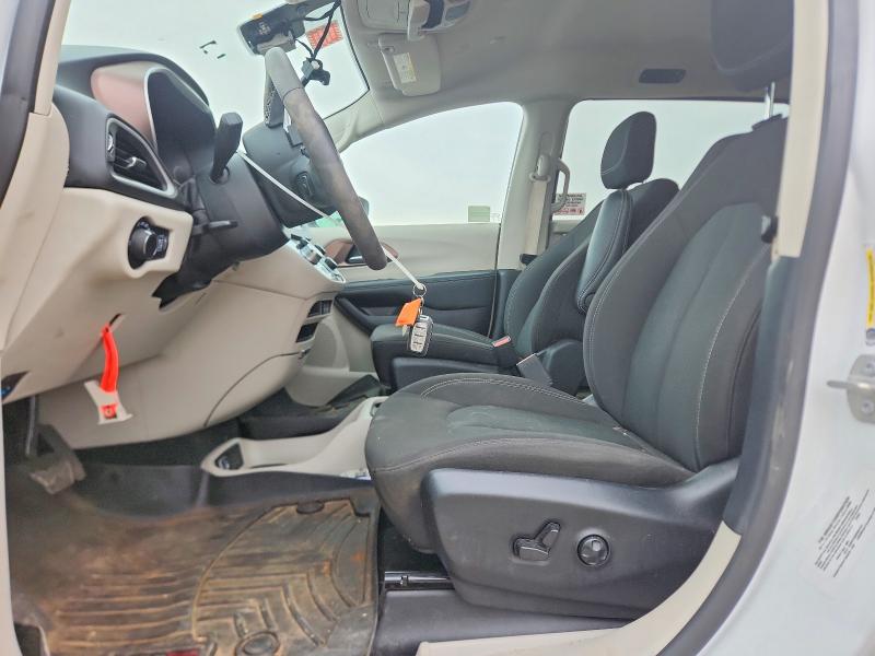 2023 Chrysler Voyager მანქანა იყიდება აუქციონზე, vin: 2C4RC1CG6PR617237, აუქციონის ნომერი: 77521365