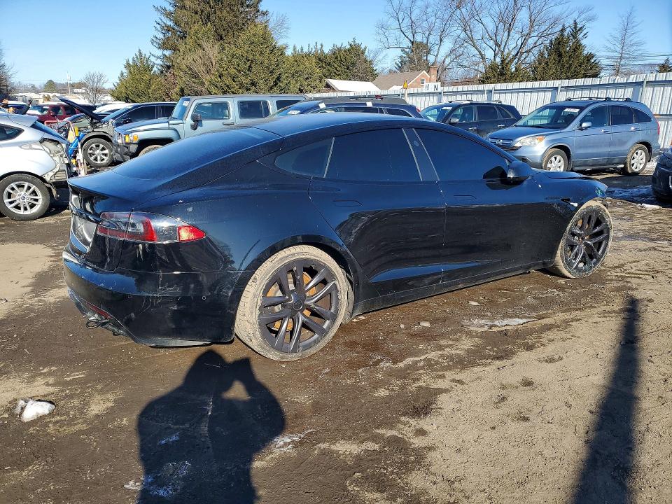73854555 :رقم المزاد ، 5YJSA1E59MF434148 vin ، 2021 Tesla Model S مزاد بيع