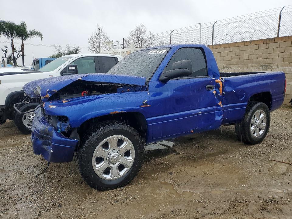 2001 Dodg Ram 2500 Regular Cab მანქანა იყიდება აუქციონზე, vin: 3B6KC266X1M272646, აუქციონის ნომერი: 77323915